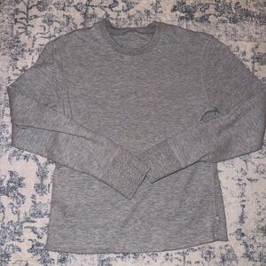 Vuori Gray Long Sleeve Top